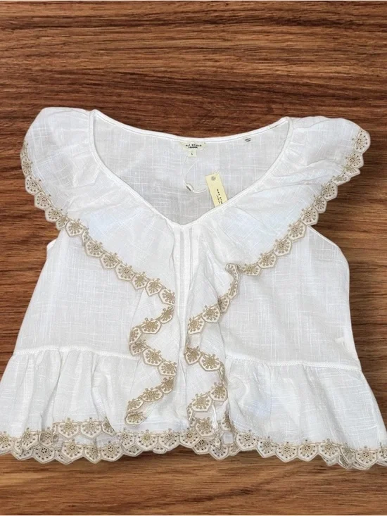 Max Studio Embroidered Ruffle Sleeve V- Neck Top Size L - Picture 3 of 12